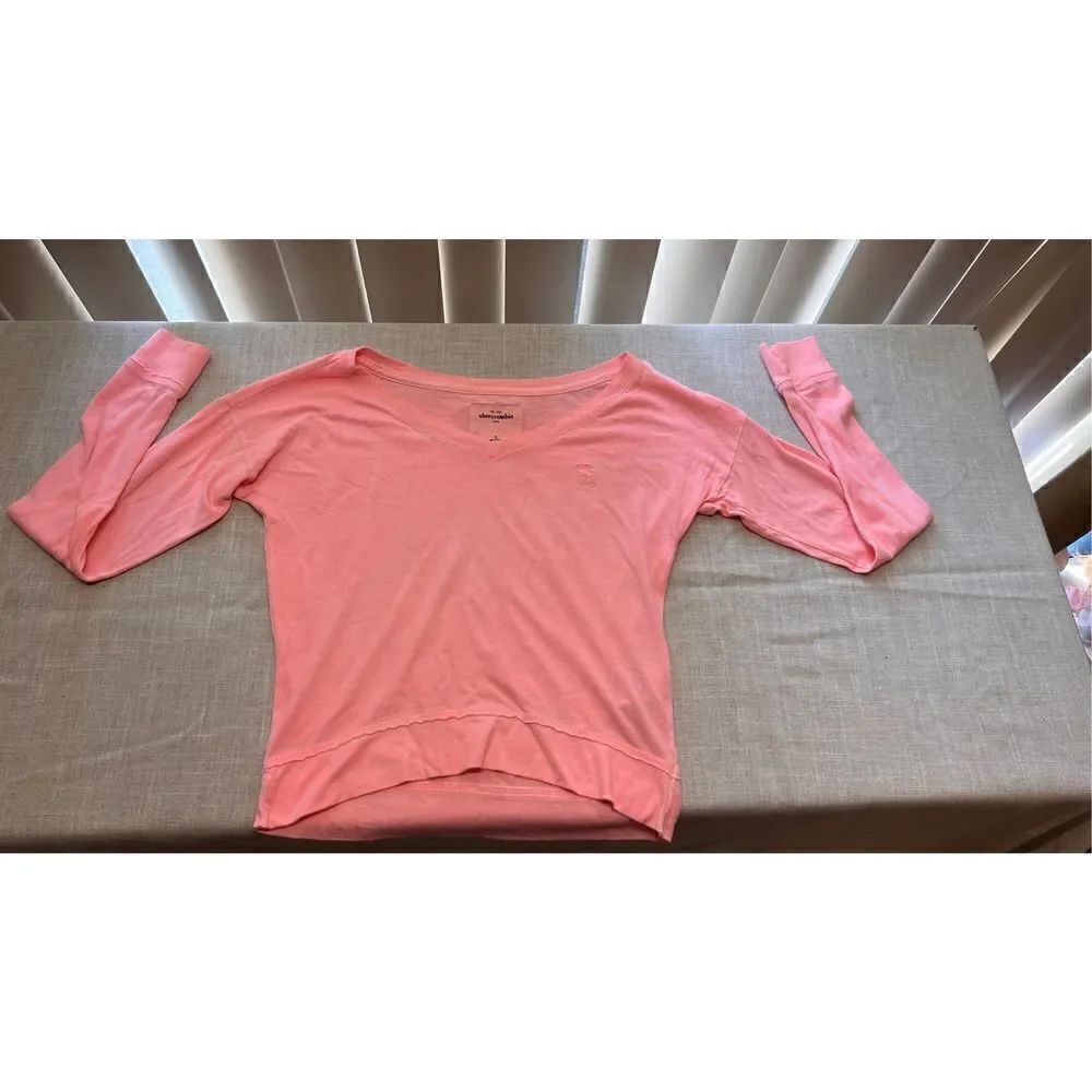 Abercrombie Kids Girls V-Neckline Long Sleeve Pullover Top Peach Size Small